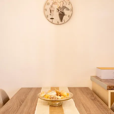 House For Two!! Tatil Evi Angairiá