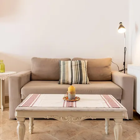 Dom wakacyjny House For Two!! *