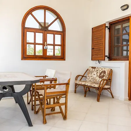 House For Two!! Dom wakacyjny Angairiá
