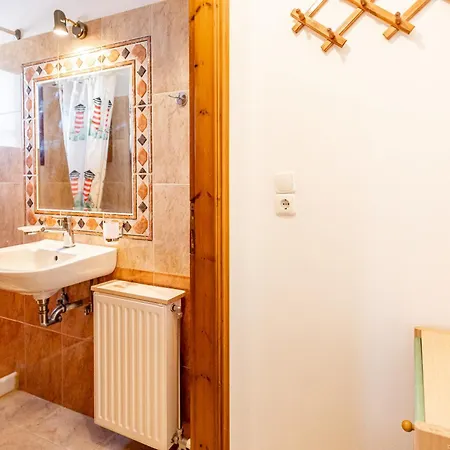 House For Two!! * Angairiá