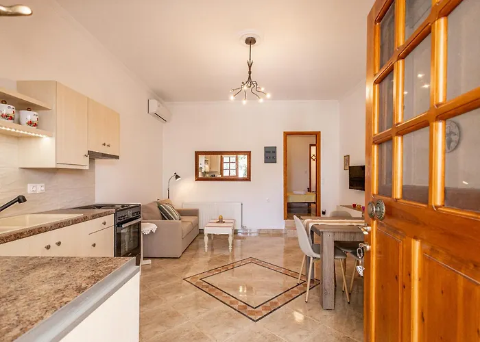 House For Two!! Holiday home Angairia